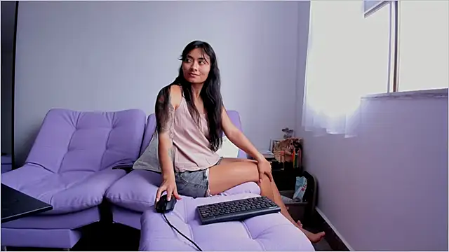 Snapshot of Lauren_A chatting on 09/12/25, 07:36 Lauren A online show from 09/12/25, 07:36
