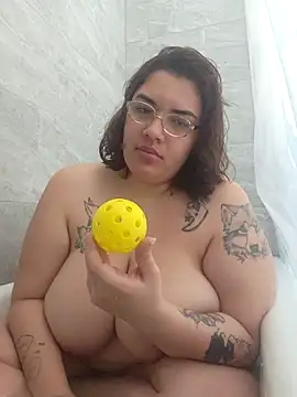 Snapshot of WitchiKitti chatting on 03/15/26, 05:46 WitchiKitti online show from 03/15/26, 05:46