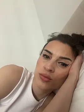 RebecaMur online show from 04/06/26, 11:44