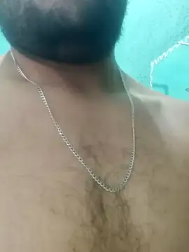 Snapshot of crowten chatting on 02/15/25, 06:23 crowten online show from 02/15/25, 06:23