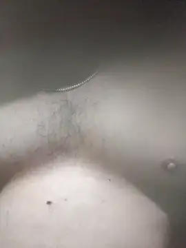 Snapshot of crowten chatting on 09/17/25, 06:15 crowten online show from 09/17/25, 06:15