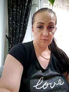 AvaLloyd online show from 02/06/25, 11:43