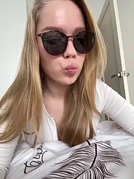 Little Forest ELF online show from 02/22/26, 07:19