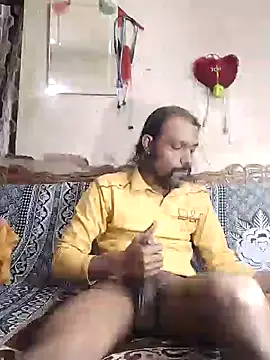 BadBoySmoker7070 online show from 12/04/25, 04:16