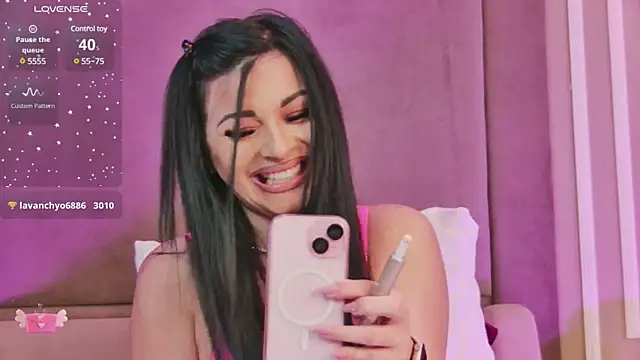 EmilyColle  online show from 03/21/25, 08:17