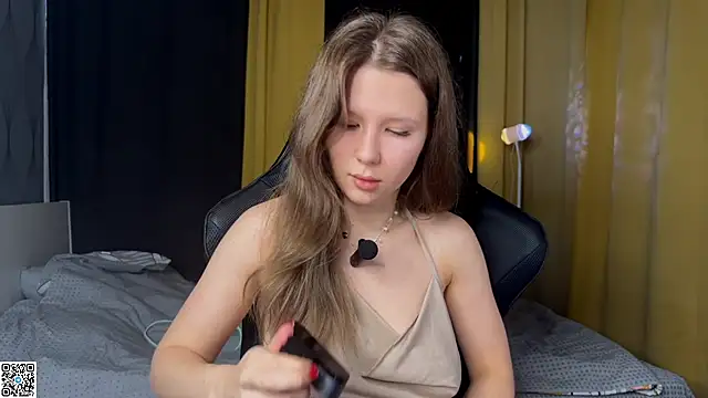 Ameliia castro online show from 10/27/25, 09:02