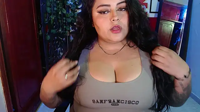 moon sunflower online show from 11/26/25, 11:28