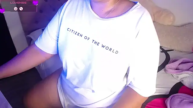 KittyHot20 online show from 05/01/26, 04:50