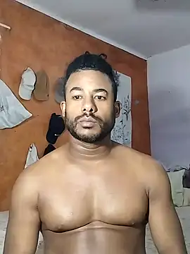 Snapshot of Negroricobaby chatting on 02/04/25, 05:42 Negroricobaby online show from 02/04/25, 05:42