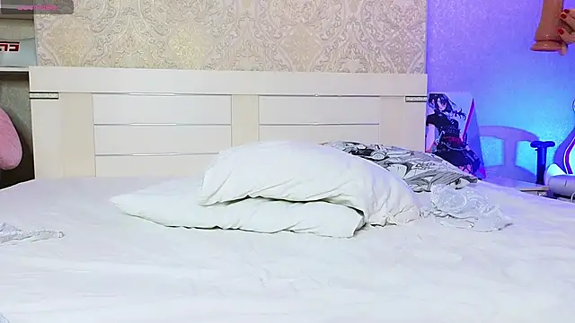 Diana Moon  online show from 03/25/26, 01:44