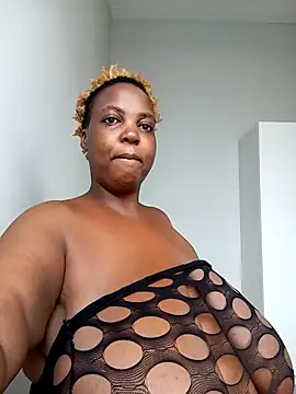 Snapshot of LUSTFULBOOBSS chatting on 03/16/25, 05:58 LUSTFULBOOBSS online show from 03/16/25, 05:58