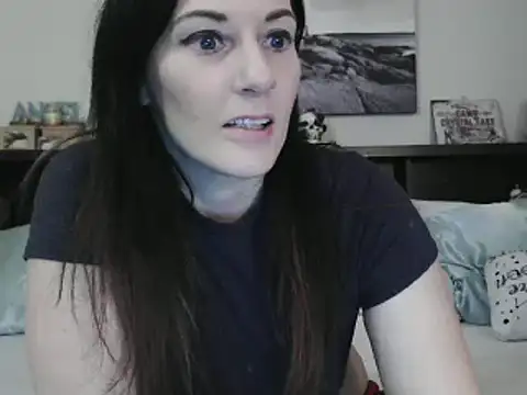 CrystalLakeXO online show from 01/22/25, 05:26