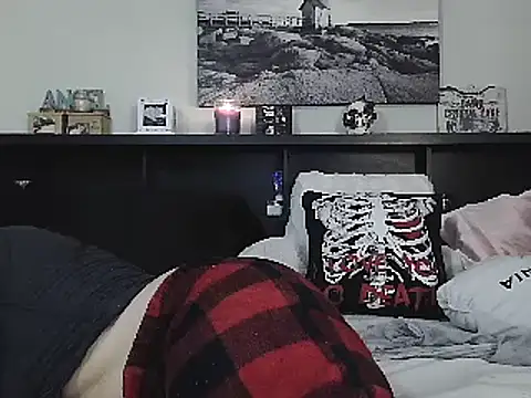 CrystalLakeXO online show from 03/07/25, 06:24