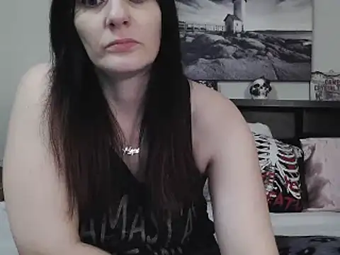 CrystalLakeXO online show from 03/09/25, 05:55