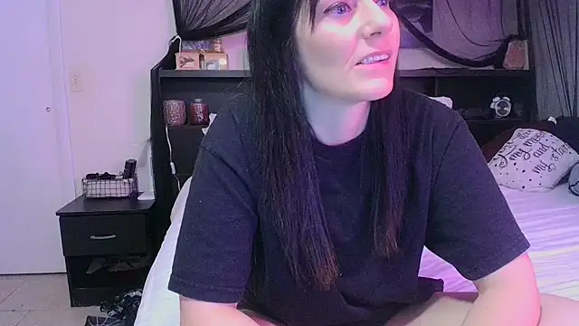 CrystalLakeXO online show from 04/20/26, 06:27