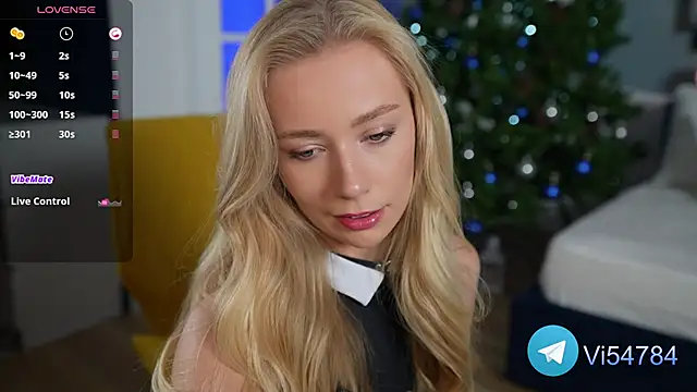 Snapshot of Vika54784 chatting on 12/17/24, 04:21 Vika54784 online show from 12/17/24, 04:21