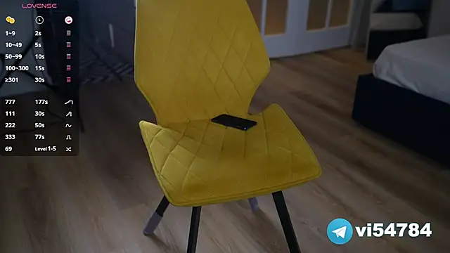 Snapshot of Vika54784 chatting on 01/18/25, 06:43 Vika54784 online show from 01/18/25, 06:43