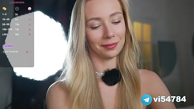 Snapshot of Vika54784 chatting on 01/24/25, 08:11 Vika54784 online show from 01/24/25, 08:11