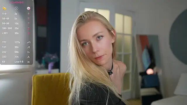 Snapshot of Vika54784 chatting on 02/01/25, 03:28 Vika54784 online show from 02/01/25, 03:28