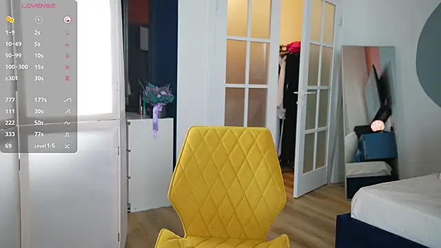 Snapshot of Vika54784 chatting on 02/07/25, 06:45 Vika54784 online show from 02/07/25, 06:45