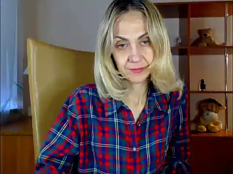 Tanya6547 online show from 11/06/25, 09:21