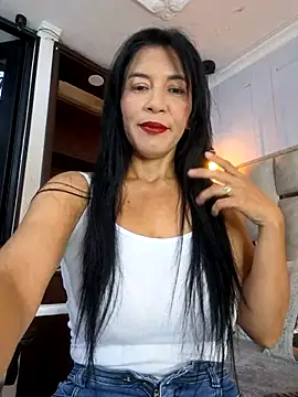 Snapshot of Angel_Perv chatting on 02/04/25, 11:16 Angel Perv online show from 02/04/25, 11:16