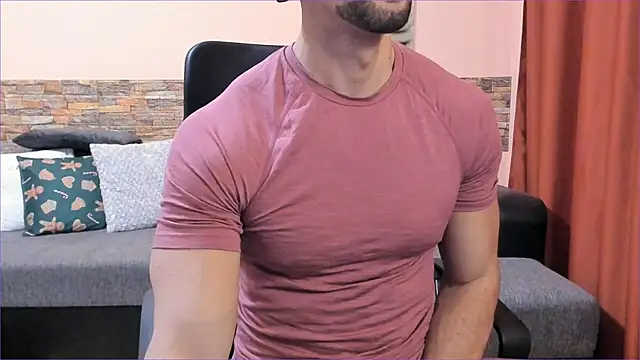 HotHunkTrainer online show from 01/28/25, 09:30