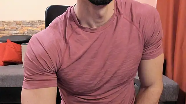 HotHunkTrainer online show from 04/22/26, 09:01