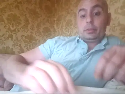 Snapshot of Basszos88i chatting on 10/20/25, 05:13 Basszos88i online show from 10/20/25, 05:13