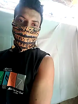 model yesx online show from 03/23/26, 02:48