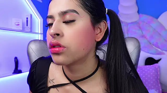 miss romyna online show from 01/28/25, 08:36