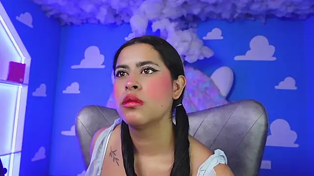 miss romyna online show from 04/20/26, 11:02