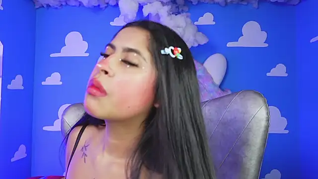 miss romyna online show from 04/22/26, 11:01