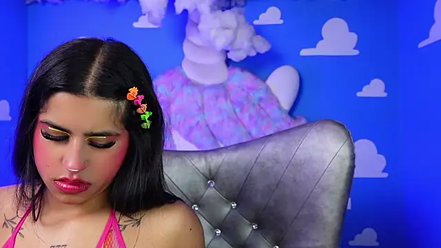 miss romyna online show from 04/23/26, 11:09