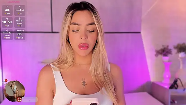 Snapshot of Addison_baker chatting on 01/20/25, 07:57 Addison baker online show from 01/20/25, 07:57