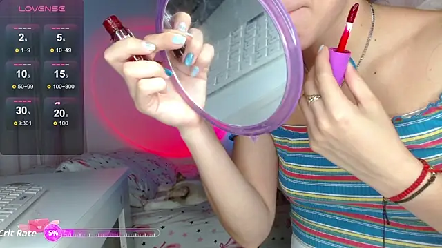 Snapshot of sexy_valentina1 chatting on 12/05/25, 01:14 sexy valentina1 online show from 12/05/25, 01:14