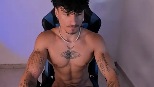 Snapshot of Thomas_Fit1 chatting on 06/30/26, 12:50 Thomas Fit1 online show from 06/30/26, 12:50
