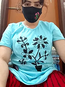 Snapshot of Anjel_Sadia chatting on 10/08/25, 10:24 Anjel Sadia online show from 10/08/25, 10:24