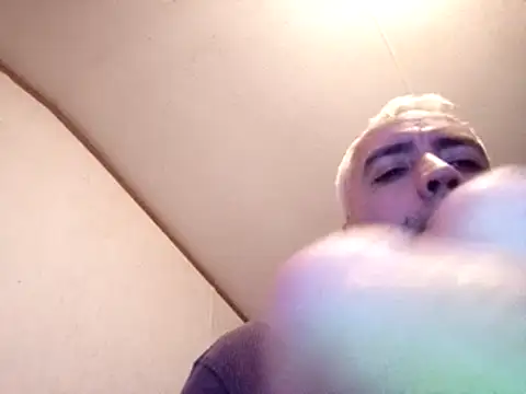 Xoc8  online show from 01/27/25, 07:03