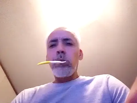 Xoc8  online show from 02/07/25, 07:49