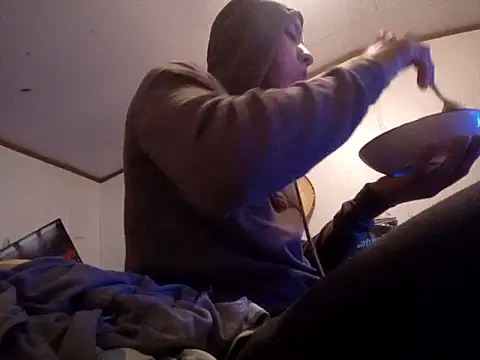 Xoc8  online show from 02/26/25, 06:32