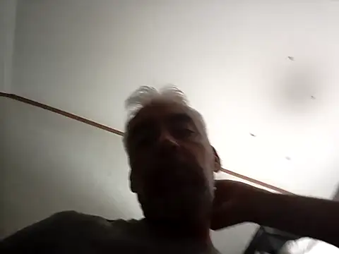 Xoc8  online show from 10/27/25, 06:56