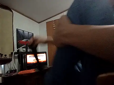 Xoc8  online show from 01/10/26, 10:14