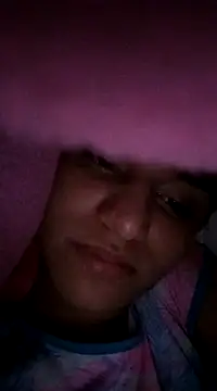 Snapshot of AnthonelaDuque chatting on 02/26/25, 03:21 AnthonelaDuque online show from 02/26/25, 03:21