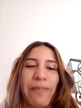 Snapshot of AnthonelaDuque chatting on 03/10/25, 11:53 AnthonelaDuque online show from 03/10/25, 11:53