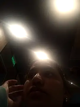 Snapshot of AnthonelaDuque chatting on 03/12/25, 04:19 AnthonelaDuque online show from 03/12/25, 04:19