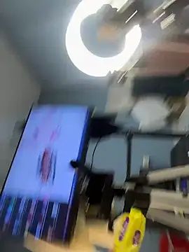 Snapshot of AnthonelaDuque chatting on 02/03/26, 11:37 AnthonelaDuque online show from 02/03/26, 11:37