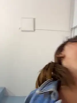 Snapshot of AnthonelaDuque chatting on 02/20/26, 11:43 AnthonelaDuque online show from 02/20/26, 11:43