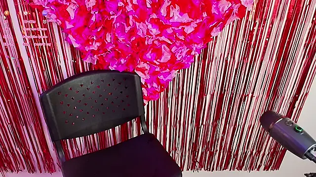 Snapshot of anahi_maite chatting on 02/14/25, 08:05 anahi maite online show from 02/14/25, 08:05