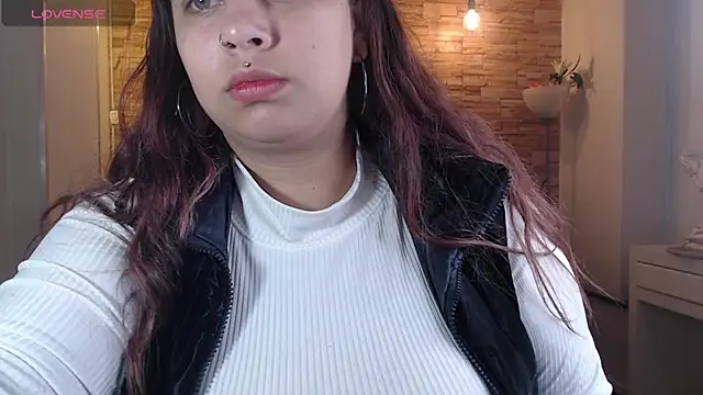 skeler lovd b  online show from 02/05/25, 12:49